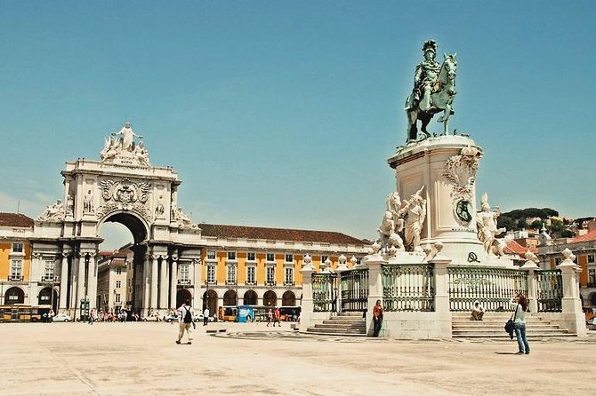 Lisbon Shore Excursion: Private Lisbon, Sesimbra and Arrábida with Wine Tasting - Why this private Lisbon shore excursion works
