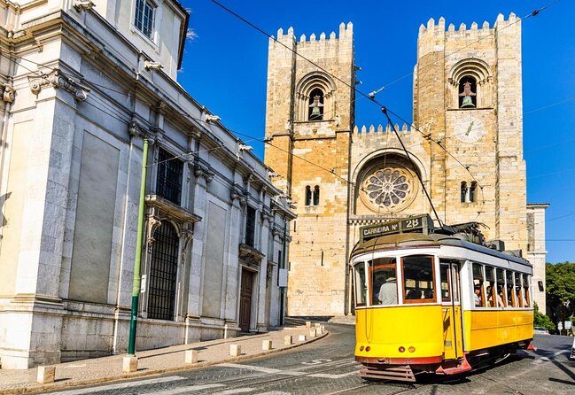 Lisbon Shore Excursion Private Small Group - Key points at a glance