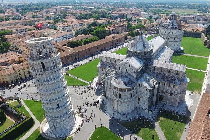 Livorno Shore Excursion: Pisa & Florence in One Day - Santa Croce adds the people behind the monuments