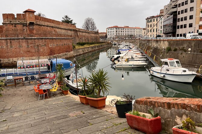 Livorno Street Food Tour: A Tasty Local Adventure - Seafood from a port city
