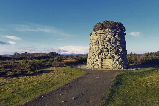 Loch Ness , Outlander , Inverness Castle , Clava and Culloden - Highland cows and Outlander names at Beauly