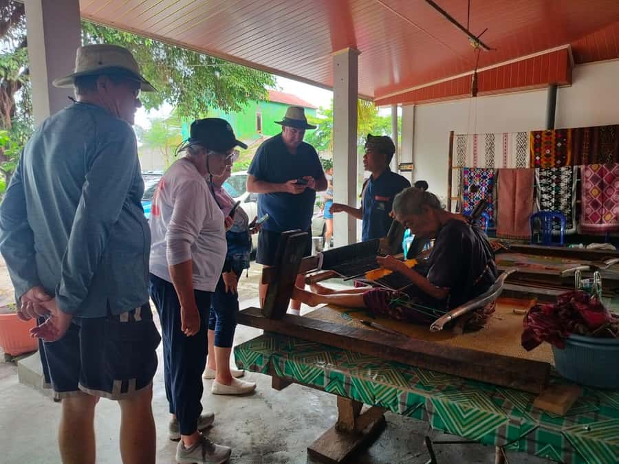 Lombok: Cultural Day Tour & Beach Pickup Cruise Port/Hotel - Key points to know before booking