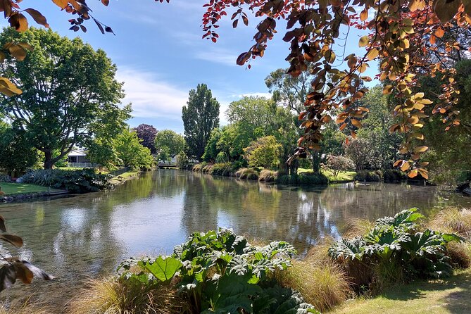 Lyttelton Shore Excursion: Christchurch & Willowbank Tour - Guides make the biggest difference