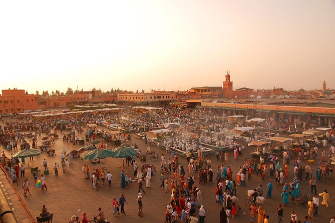 Marrakech shore excursion from Agadir - Koutoubia Minaret and the red city