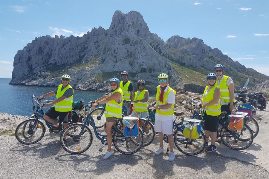 Marseille: Calanques Shore Excursion Electric Bike Day Tour - Who should book this ride?