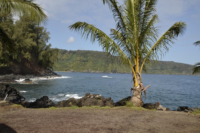Maui Shore Excursions : Road to Hana With Pickup & Lunch - The return route can add a second side of Maui