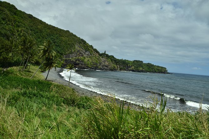 Maui Shore Excursions : Road to Hana With Pickup & Lunch - Ho‘okipa Beach Park starts the coastal show