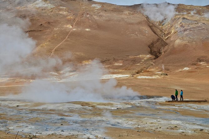 Myvatn Nature Baths & Goðafoss Waterfall Akureyri Shore Excursion - The drive is part of the tour, not dead time