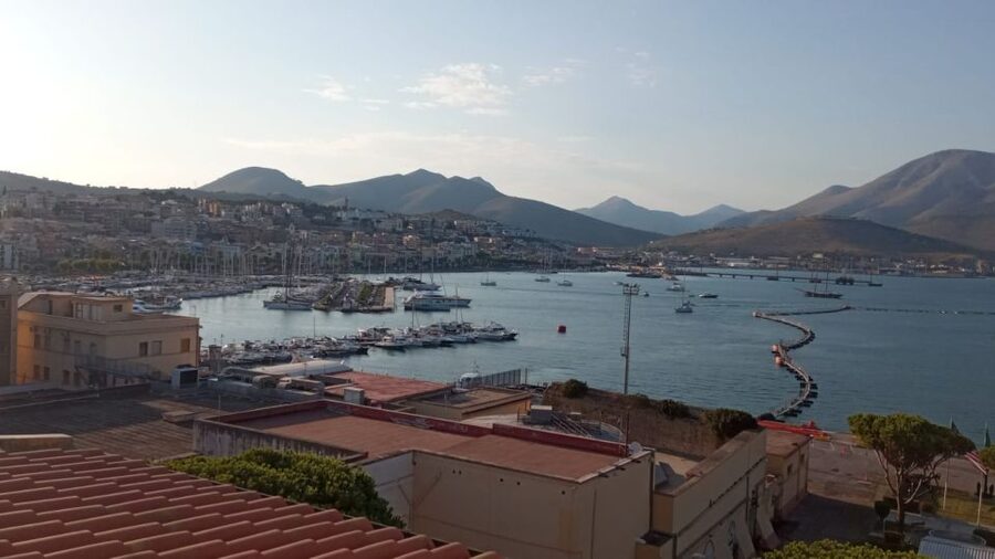 Naples: Amalfi Coast Small Group Tour Shore Excursion - The driver makes or breaks this outing