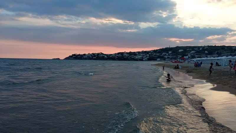 Naples: Amalfi Coast Small Group Tour Shore Excursion - Who should book it?