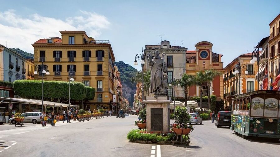 Naples: Capri, Sorrento, and Pompeii Shore Excursion - Why this Campania day trip works