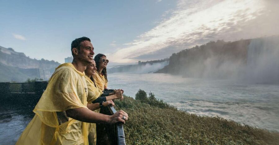 Niagara Falls Scenic Day Tour from Toronto Airport Pickup - Key points to know before booking