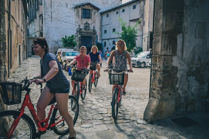 Palma de Mallorca Bike Tour - The tapas option is worth serious consideration