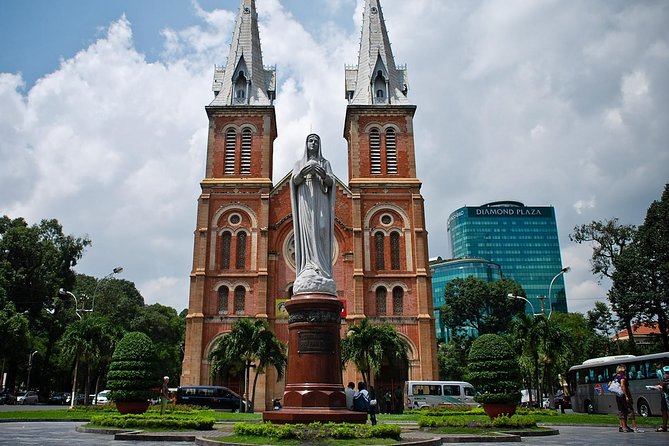 Phu My Shore Excursion: Best of Private Ho Chi Minh City Tour - Independence Palace and the 1975 turning point