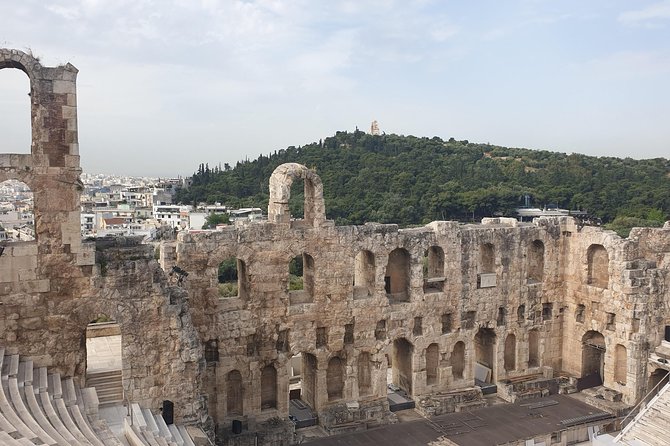 Piraeus Shore Excursion: ALL INCLUSIVE Skip-the-Lines Athens sightseeing Tour - How the time and group size affect the experience
