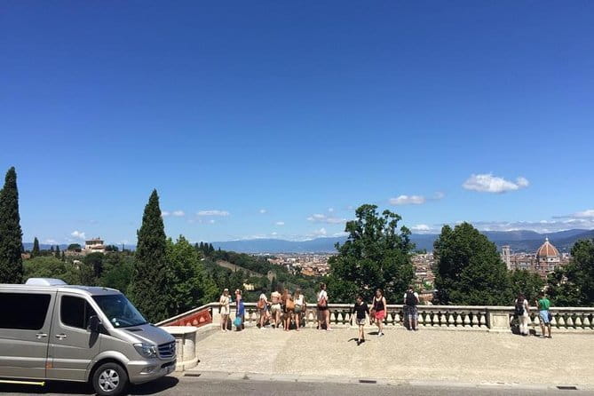 Pisa and Florence Private Tour from Livorno Port - Lunch and free time around Santa Croce