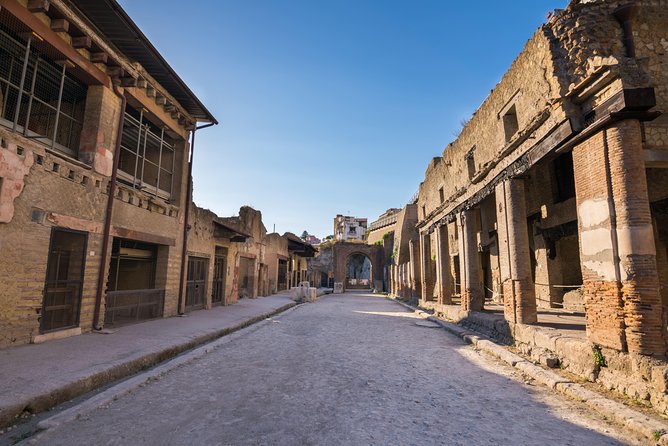 Pompeii and Herculaneum small group Excursion from Naples - The archaeologist guide is the main value