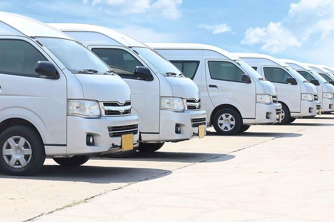 Private Airport Pickup: Suvarnabhumi (BKK) to Your Hotel - The private vehicle and the ride into Bangkok