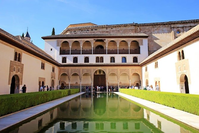 Private Alhambra palace tour and Granada from Motril cruise port - Leaving Motril by private vehicle
