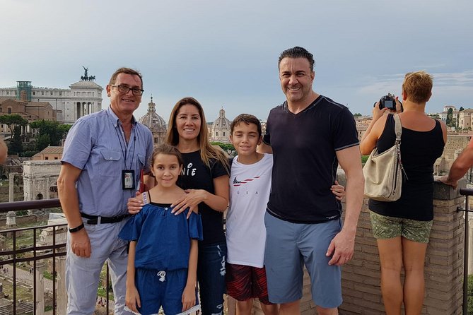 Private and Customisable tour of Rome from Civitavecchia - Colosseum: the essential ancient Rome stop