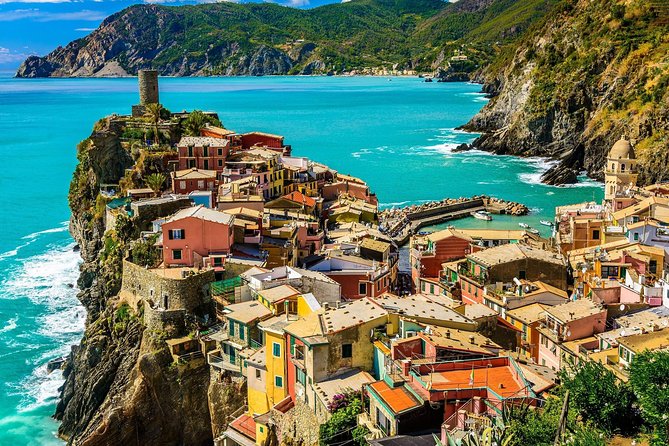 Private Cinque Terre Tour from Livorno Port & Tour Leader - Leaving Livorno port in a private Mercedes