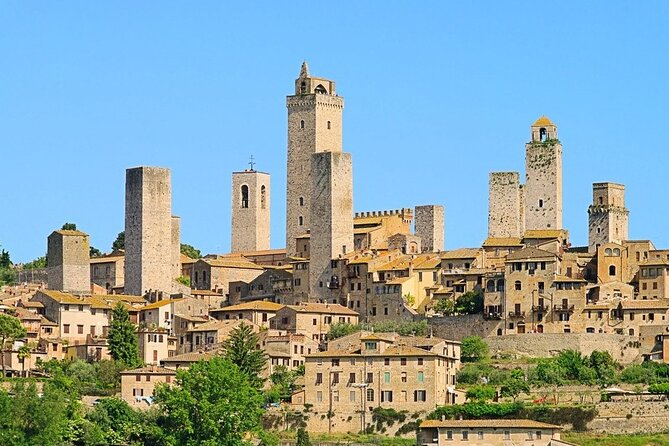 PRIVATE EXCURSION: Volterra & San Gimignano + wine tastings (from Livorno Port) - A private start at Livorno cruise port