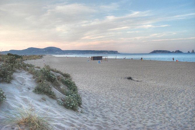 Private Full Day Beaches Tour in Gran Canaria with Hotel/Cruise Port pick-up - Puerto de Mogan: the natural meal break