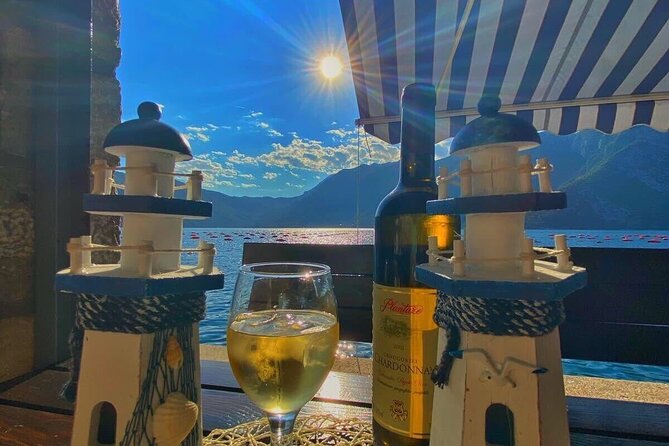 Private Gastro Cruise: Blue Cave & Organic Seaside Lunch - Starting at Park Sloboda