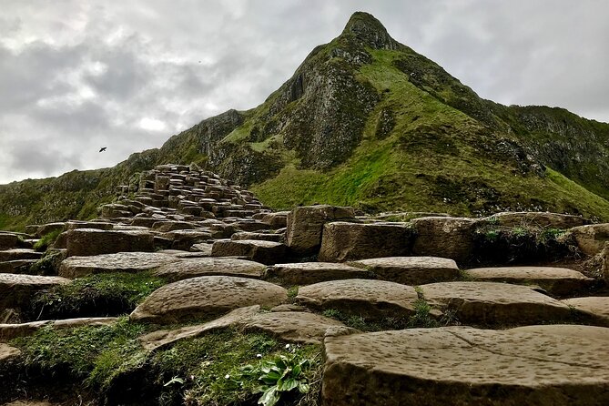 Private Giants Causeway Tour From Belfast Cruise Terminal - Carrick-a-Rede Rope Bridge requires honest planning
