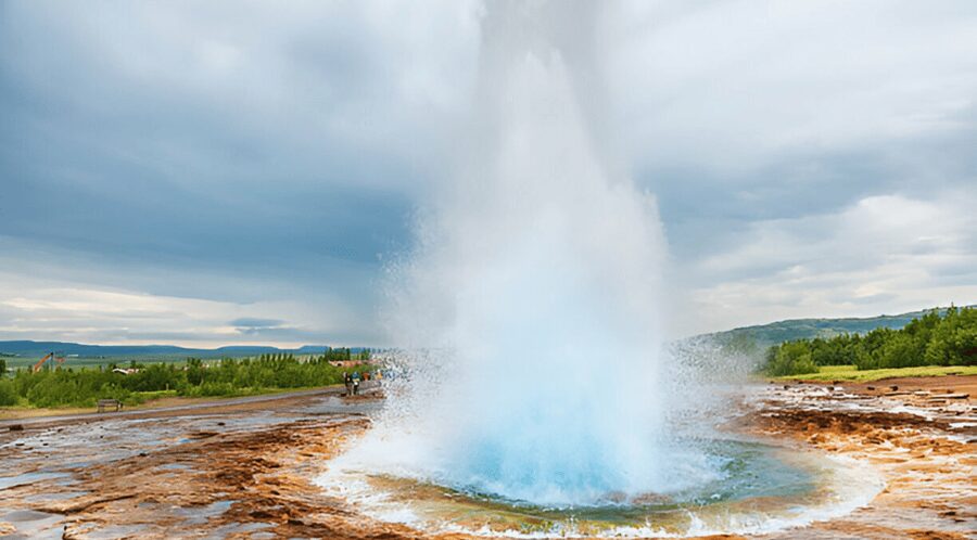 Private Golden Circle Tour from Skarfabakki cruise terminal - Gullfoss Waterfall and the best photo pause