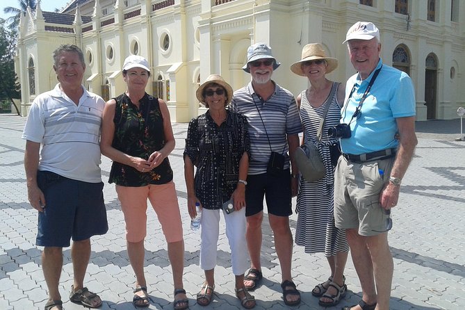 Private Guided Kochi Tuk tuk Tours with Pickup from Cruise Ships - Santa Cruz Cathedral and St. Francis Church