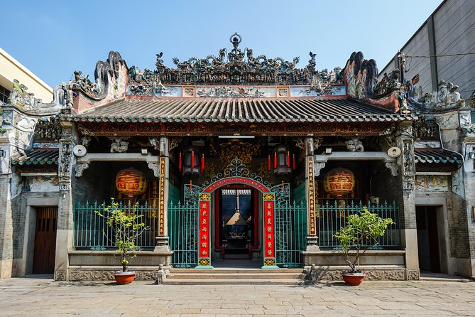 Private Ho Chi Minh City Tour - Shore Excursions - Two serious hours at the War Remnants Museum