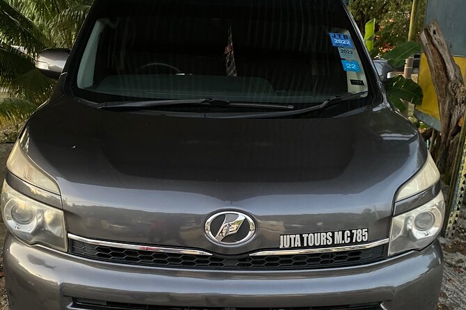 Private Sangsters Int. Airport Pickup to Montego Bay Resorts - The value of $25 per person