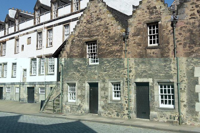 Private Shore Excursion: Edinburgh City and Rosslyn Chapel - Edinburgh Castle, Holyroodhouse, and the government quarter