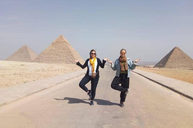 Private Shore Excursion Giza Pyramids and Sakkara with Lunch from Alexandria - Saqqara and the Step Pyramid of Djoser