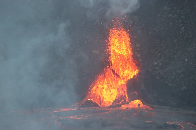 Private Shore Excursion Hilo Volcanoes National Park up to 10 PPL - Lunch, snacks, and the practical rhythm of the day