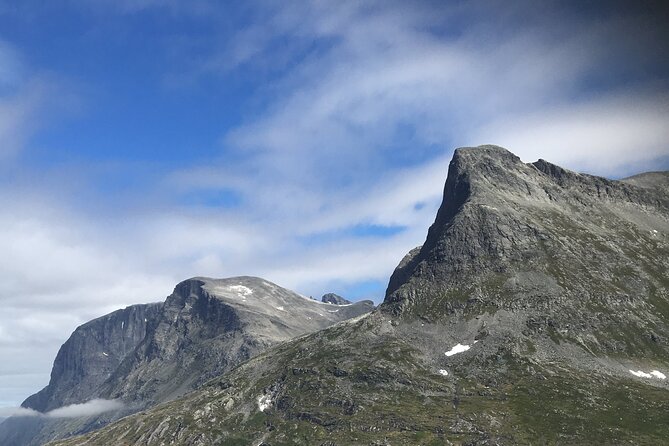 Private shore excursions Ålesund Trollstigen-Trollroad in small (1-4)groups - Aksla Mountain gives you Ålesund from above