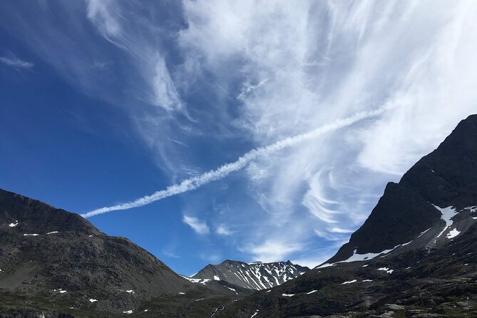 Private shore excursions Ålesund Trollstigen-Trollroad in small (1-4)groups - Guides Iggy and Margita shape the experience