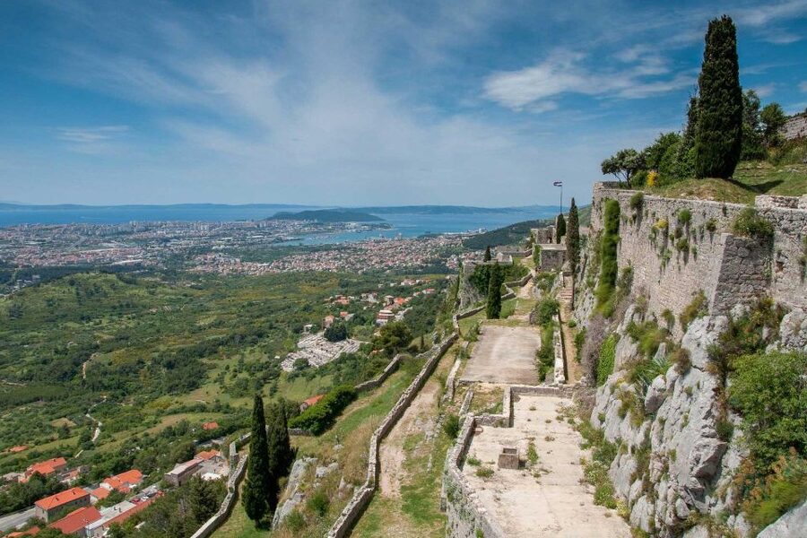 Private Split and Klis Fortress: A Unique Shore Excursion - Guides, languages, and the human side