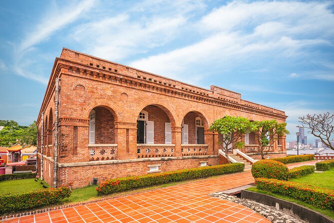 Private Tour Shore Excursion in Kaohsiung City - Who will enjoy this Kaohsiung day?