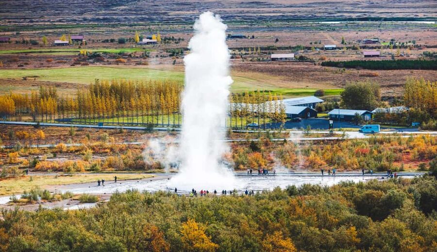 Reykjavik: Small Group Golden Circle from Cruise Terminal - Who should book this Golden Circle outing?