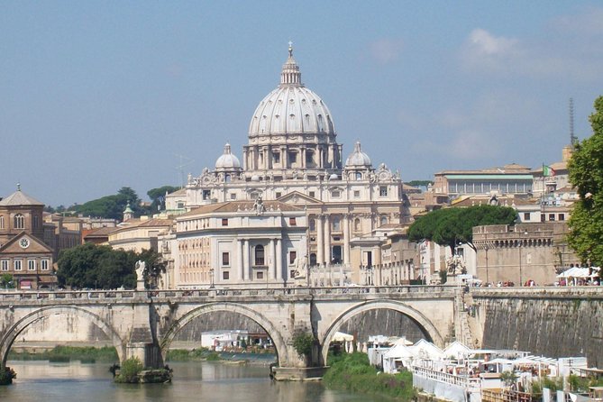 Rome in a Day: Vatican & Colosseum Tour from Civitavecchia Port - Entering the Colosseum