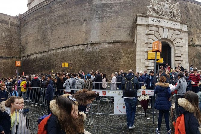 Rome: Private Full-Day Shore Excursion from Civitavecchia - Why a private Civitavecchia excursion makes sense