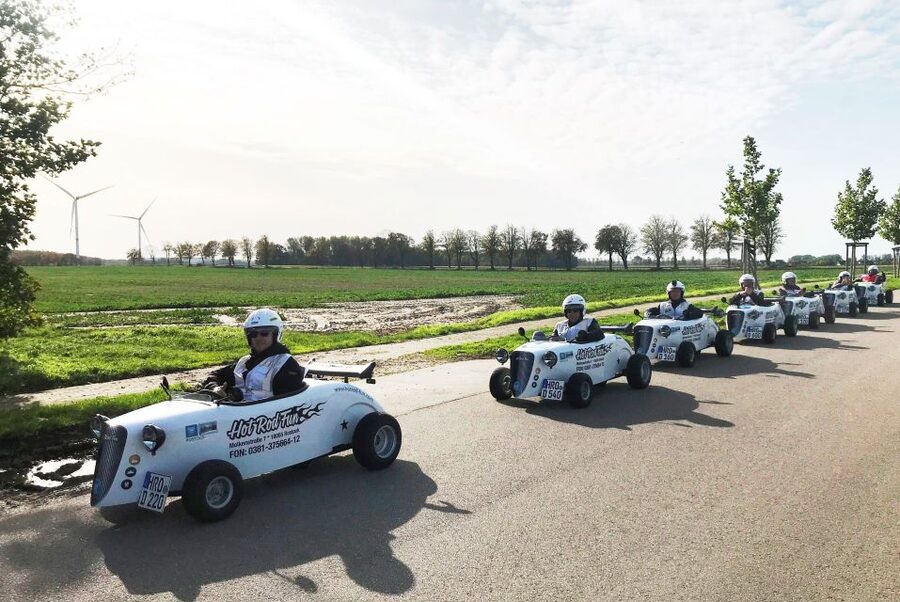 Rostock: Hot Rod Sightseeing Tour to Warnemünde - Key points before you book