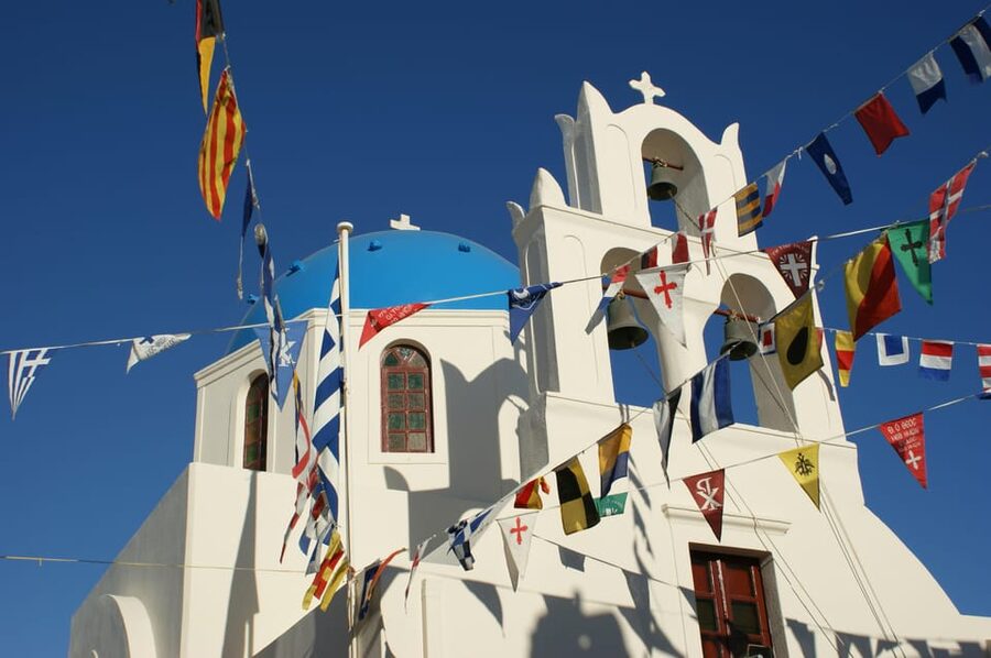 Santorini: 5‑Hour Private Tour for Cruise Ship Guests - Akrotiri and Red Beach: history and volcanic color