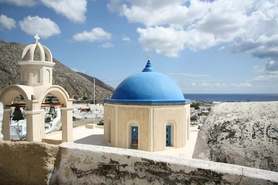Santorini: 5‑Hour Private Tour for Cruise Ship Guests - Oia: the main event, with a clock running