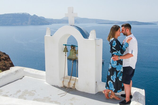 Santorini: Half-Day Island Sightseeing Tour - Oia: 90 minutes among Santorini’s famous views