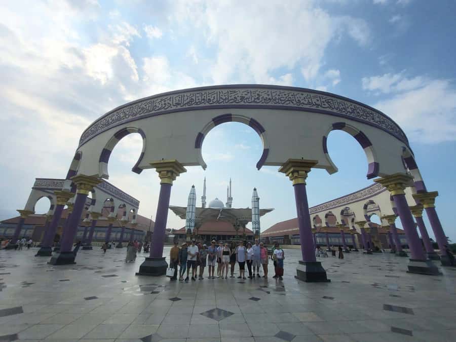 Semarang City Tour For Cruise Passengers - Blenduk Church brings another chapter of the city