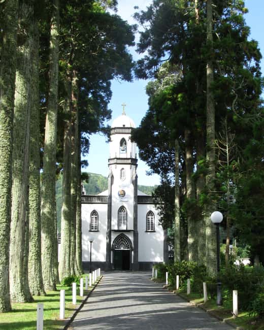 Seven Citys Tour: Sete Cidades Crater Lake Shore Excursion - Why Sete Cidades deserves a place on your São Miguel plan