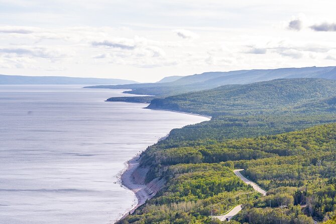 Shared Cruise Excursion - "Mini" Cabot Trail - Meeting your guide at Sydney’s cruise port